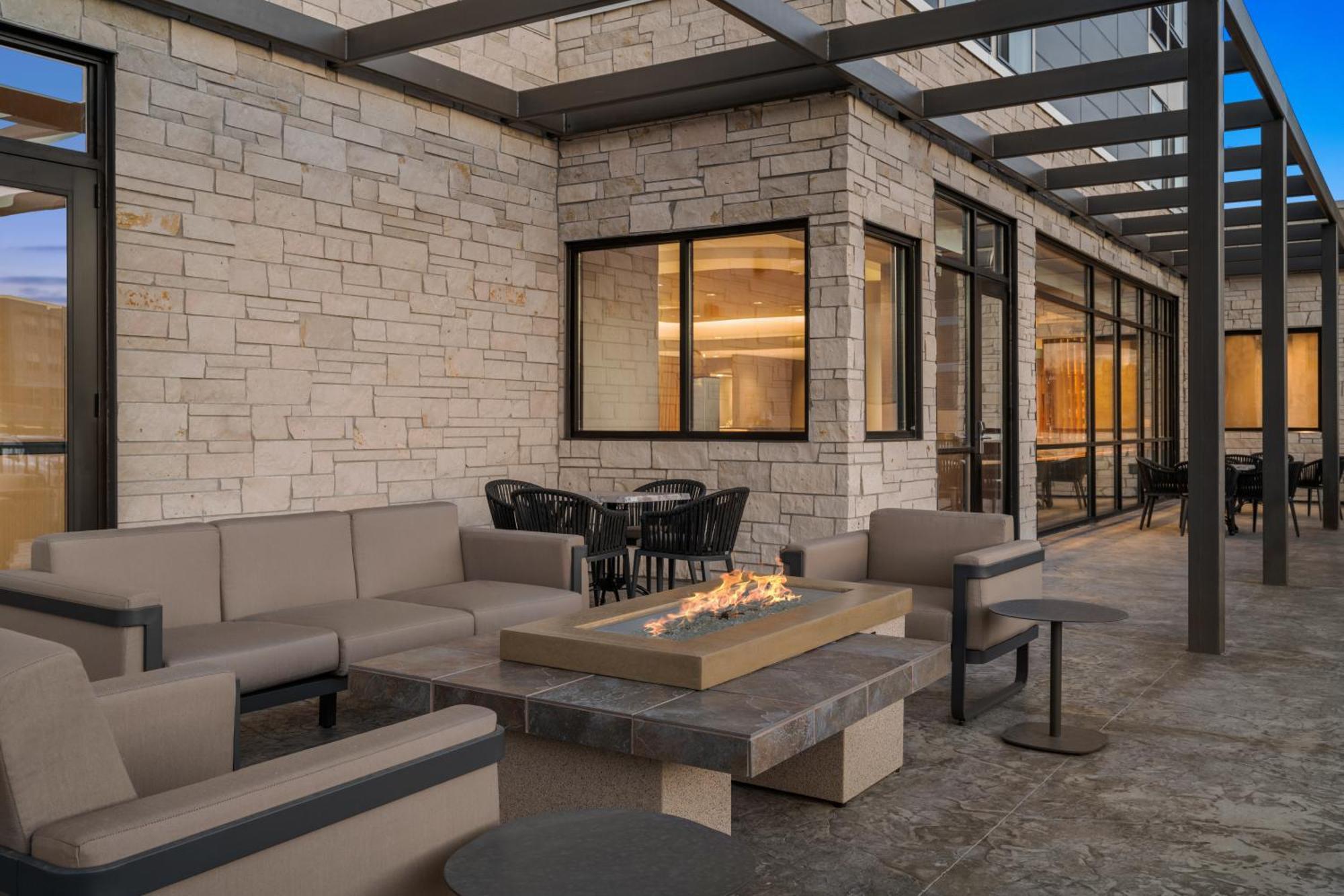 Springhill Suites By Marriott Menomonee Falls 外观 照片