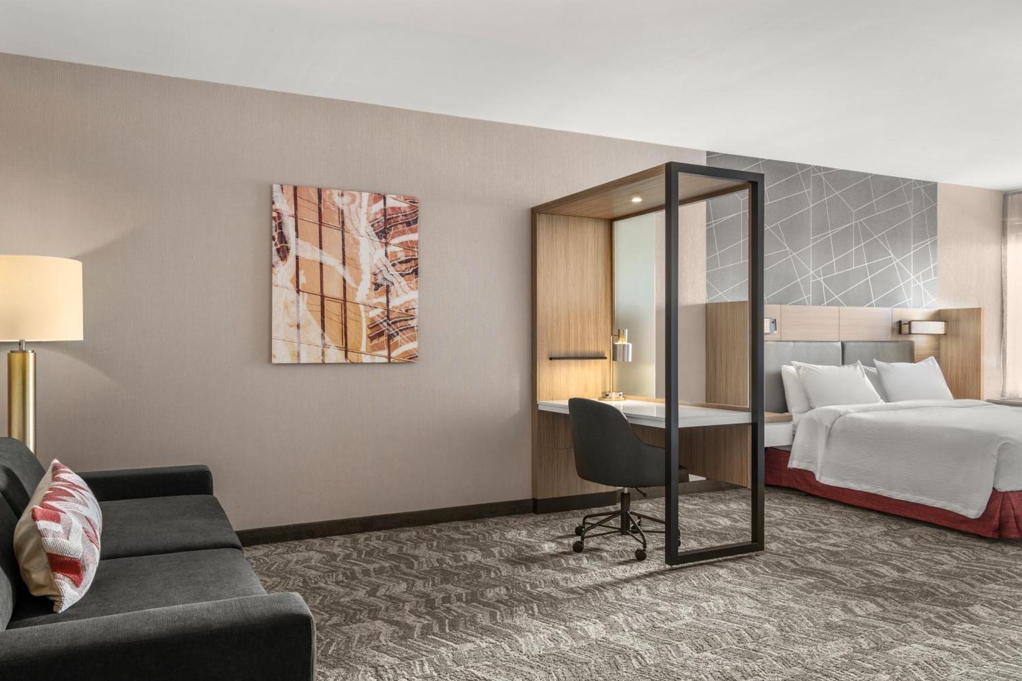 Springhill Suites By Marriott Menomonee Falls 外观 照片